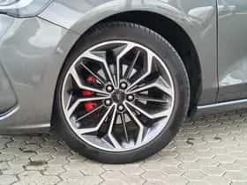 Ford Focus (2024) thumbnail 4