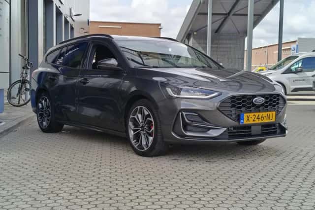 Ford Focus (2024) thumbnail 8