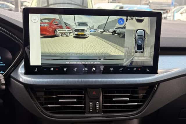 Ford Kuga (2026) thumbnail 33