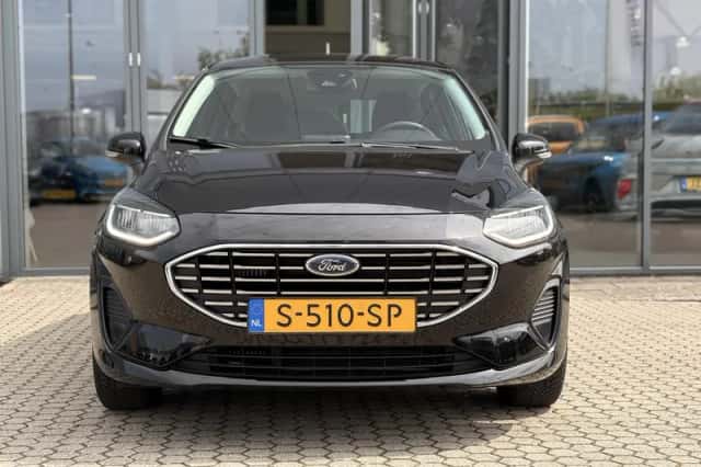 Ford Fiesta (2023) thumbnail 3