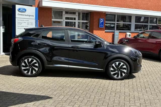 Ford Puma (2023) thumbnail 2