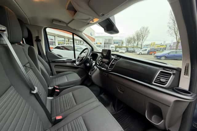 Ford Transit Custom (2024) thumbnail 16