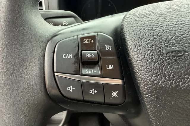 Ford Transit Custom (2024) thumbnail 19
