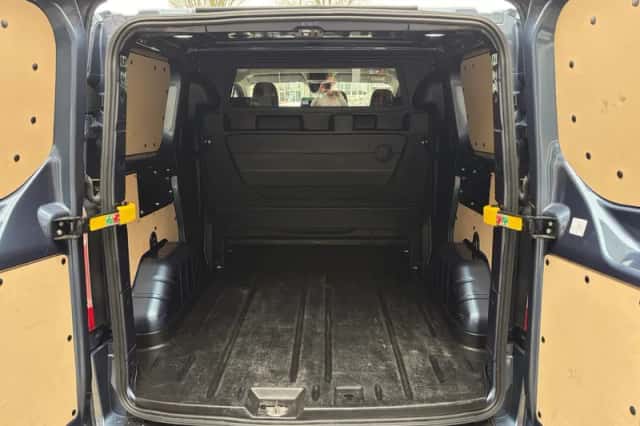 Ford Transit Custom (2024) thumbnail 8