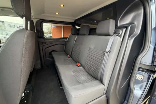 Ford Transit Custom (2024) thumbnail 9