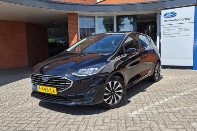 Ford Fiesta (2023) thumbnail 3