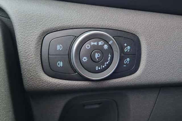 Ford Transit Custom (2023) thumbnail 17