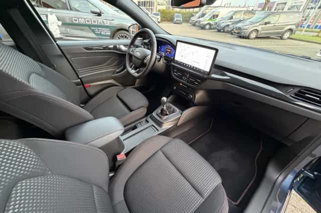 Ford Focus (2024) thumbnail 13