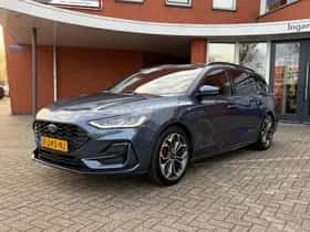 Ford Focus (2024) thumbnail 3