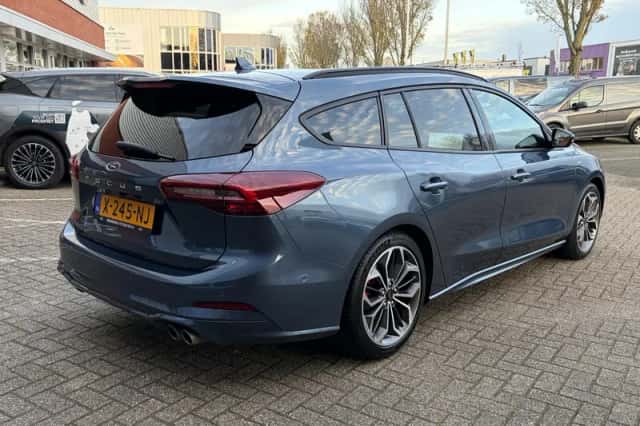 Ford Focus (2024) thumbnail 6