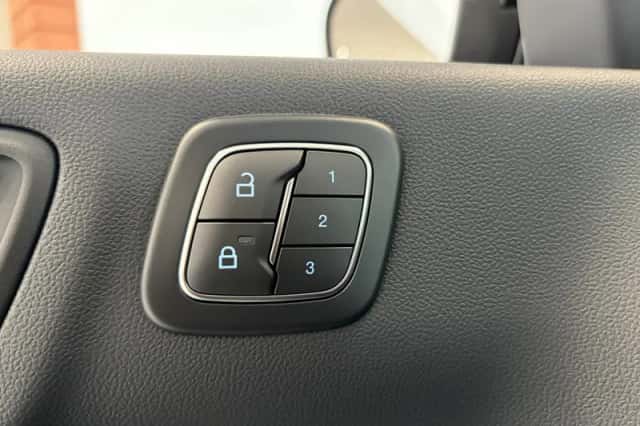 Ford Kuga (2026) thumbnail 42