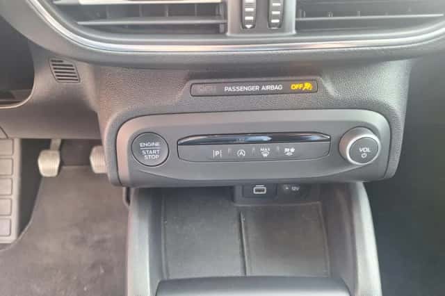Ford Focus (2023) thumbnail 17