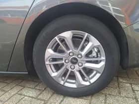 Ford Focus (2023) thumbnail 23