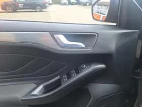 Ford Focus (2023) thumbnail 24