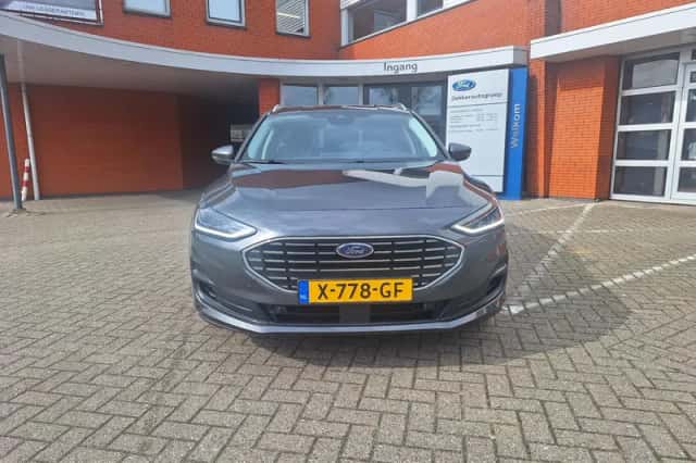 Ford Focus (2023) thumbnail 7