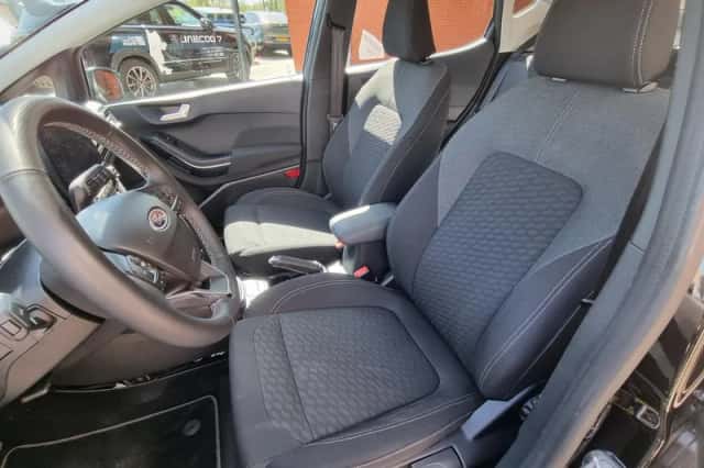 Ford Fiesta (2023) thumbnail 13