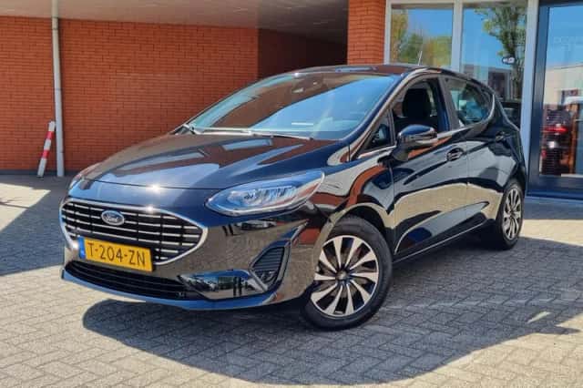 Ford Fiesta (2023) thumbnail 3
