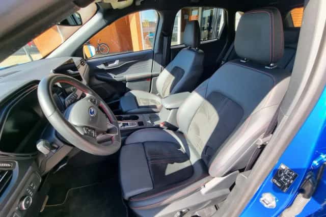 Ford Kuga (2025) thumbnail 16