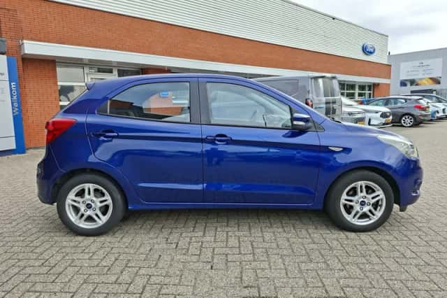 Ford Ka (2016) thumbnail 6