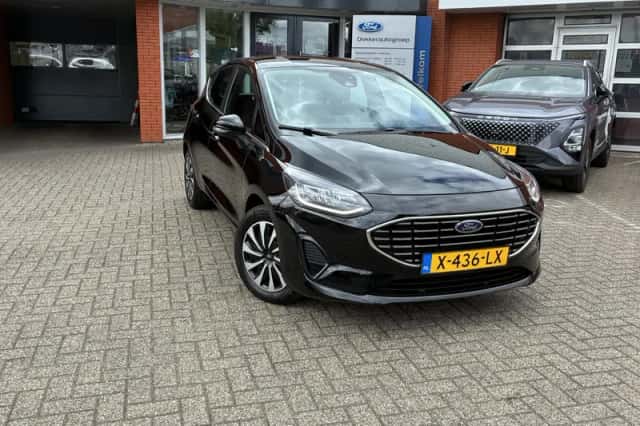 Ford Fiesta (2023) thumbnail 2