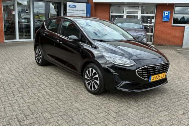 Ford Fiesta (2023) thumbnail 3