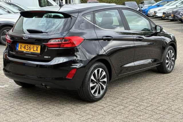 Ford Fiesta (2023) thumbnail 5