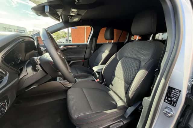 Ford Focus (2023) thumbnail 13