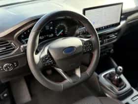 Ford Focus (2023) thumbnail 14