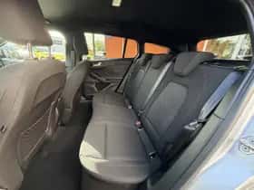 Ford Focus (2023) thumbnail 17