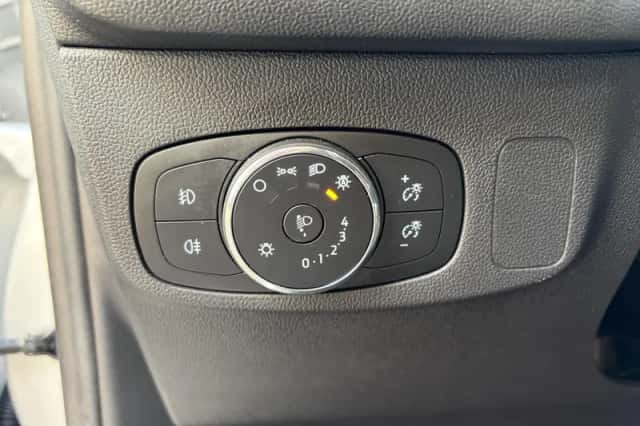 Ford Focus (2023) thumbnail 19