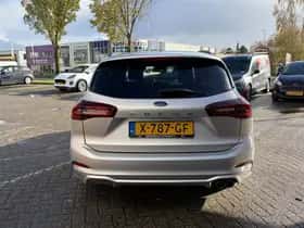 Ford Focus (2023) thumbnail 6