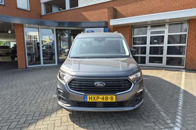Ford Tourneo Connect (2025) thumbnail 2