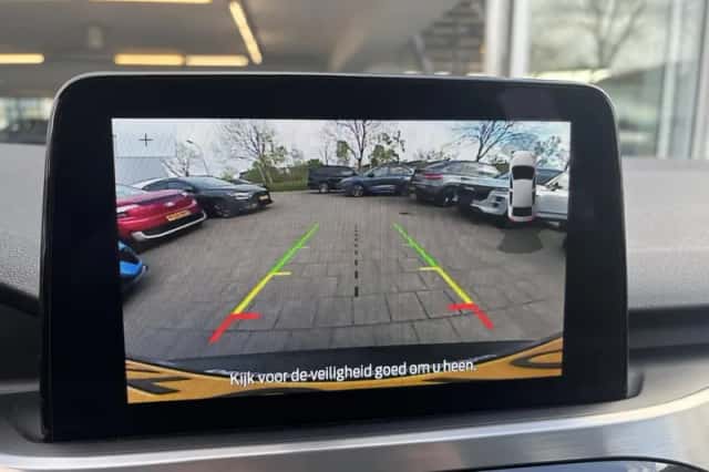 Ford Kuga (2022) thumbnail 13