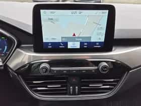 Ford Kuga (2022) thumbnail 23