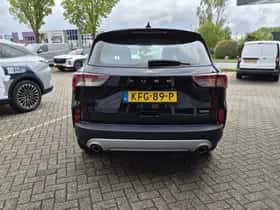 Ford Kuga (2022) thumbnail 6