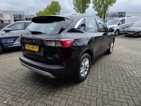 Ford Kuga (2022) thumbnail 7