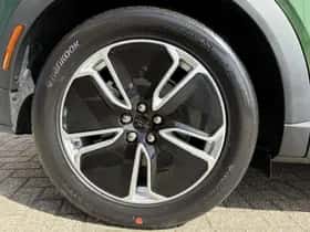 Ford Mustang Mach-E (2026) thumbnail 13