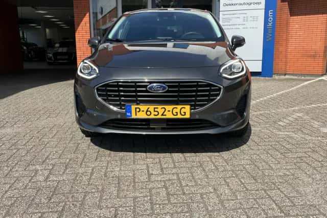 Ford Fiesta (2022) thumbnail 2