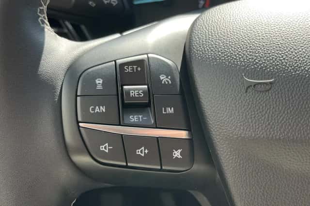 Ford Fiesta (2022) thumbnail 14