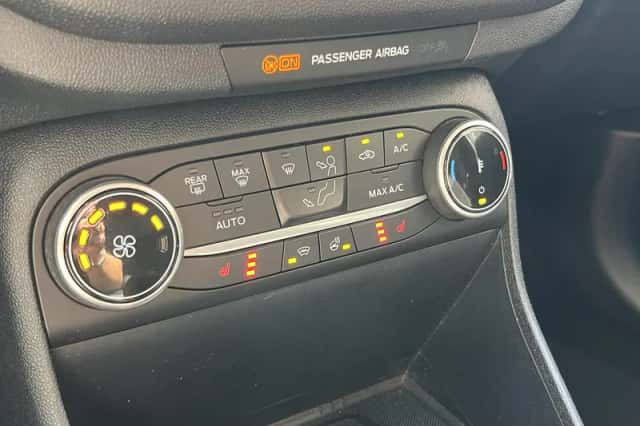 Ford Fiesta (2022) thumbnail 23