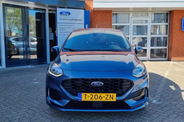 Ford Fiesta (2023) thumbnail 2