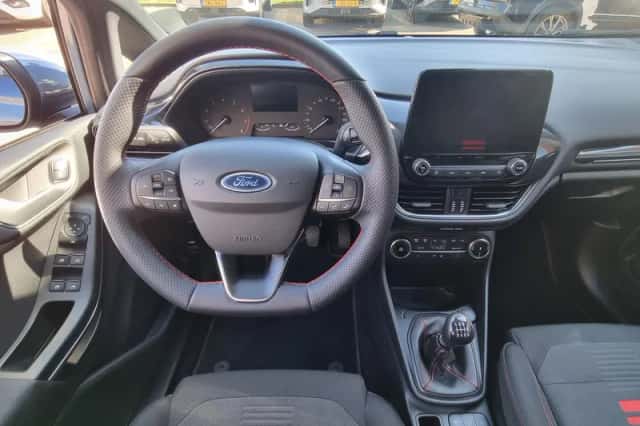 Ford Fiesta (2023) thumbnail 16