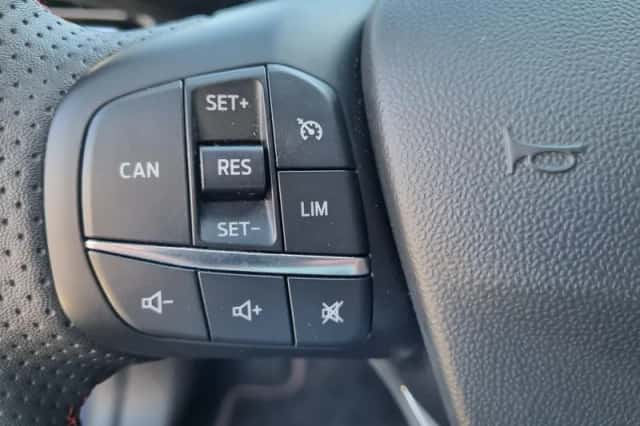 Ford Fiesta (2023) thumbnail 17