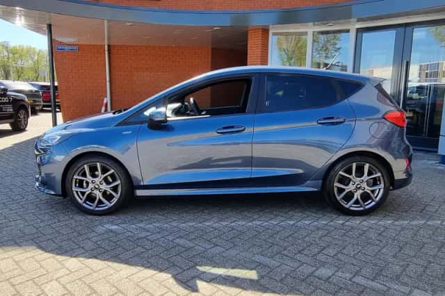 Ford Fiesta (2023) thumbnail 4