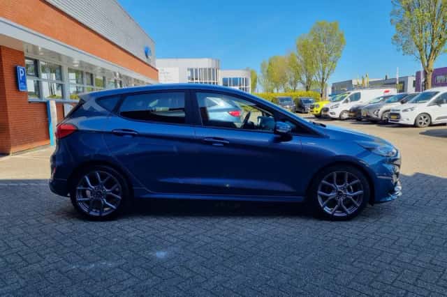 Ford Fiesta (2023) thumbnail 8
