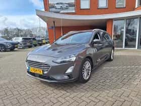 Ford Focus (2019) thumbnail 2