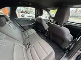 Ford Kuga (2021) thumbnail 16