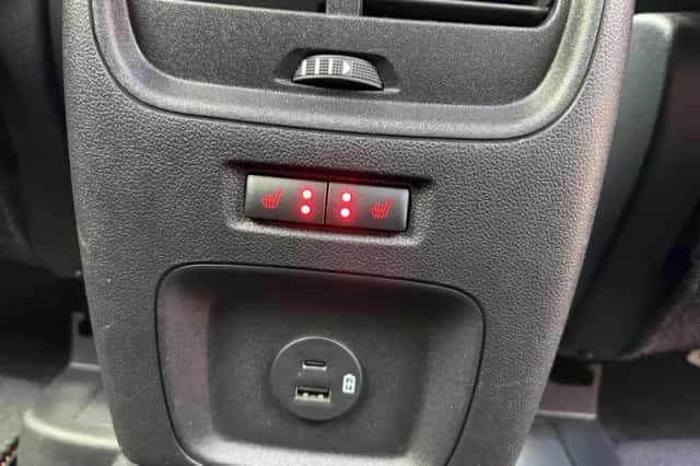 Ford Kuga (2021) thumbnail 17