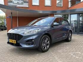 Ford Kuga (2021) thumbnail 3
