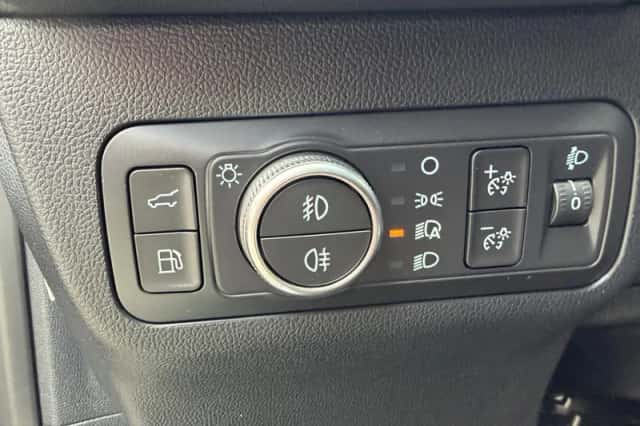 Ford Kuga (2021) thumbnail 24